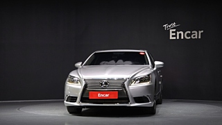 LEXUS LS460 2016
