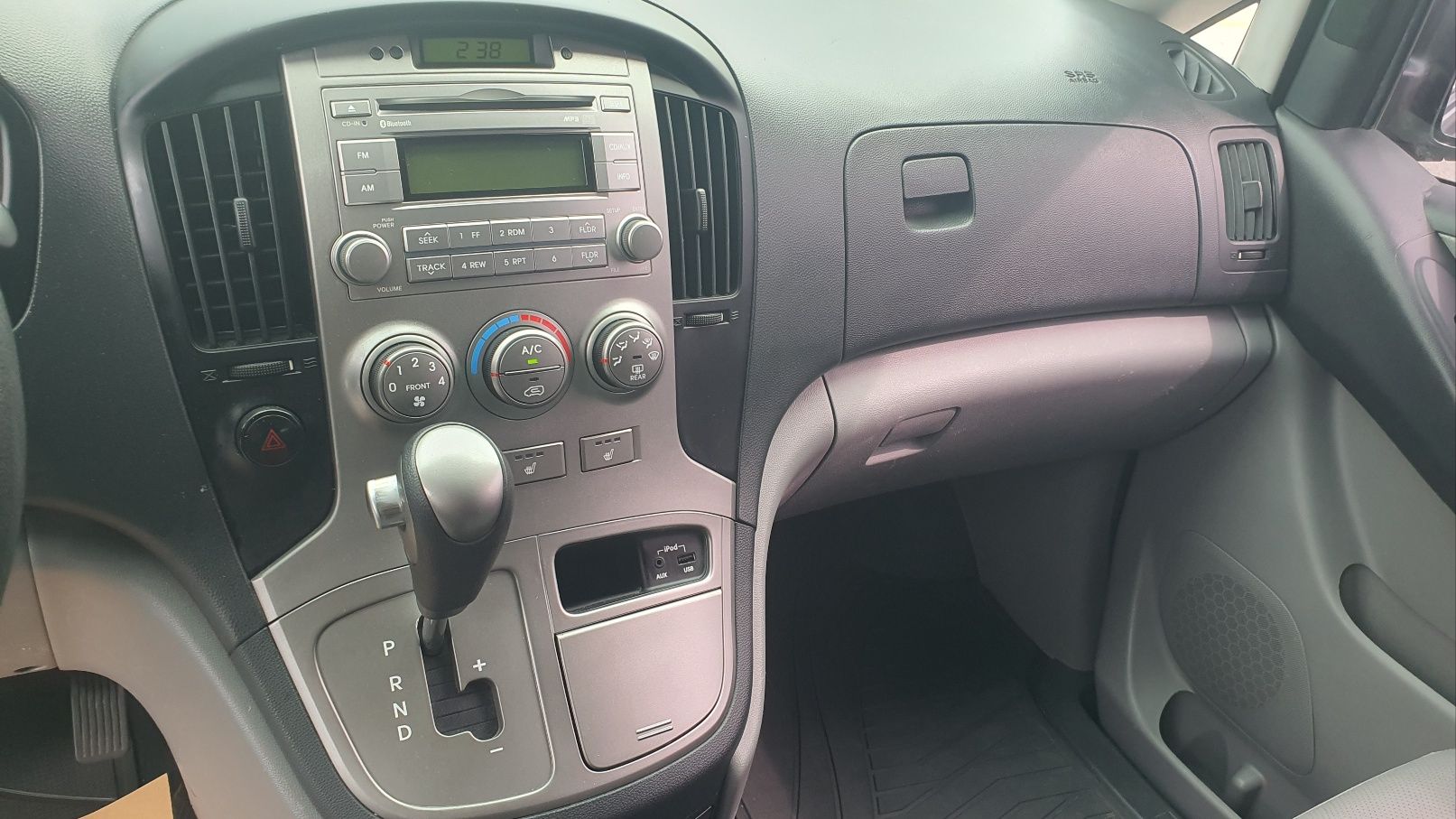 HYUNDAI STAREX GRAND 2015
