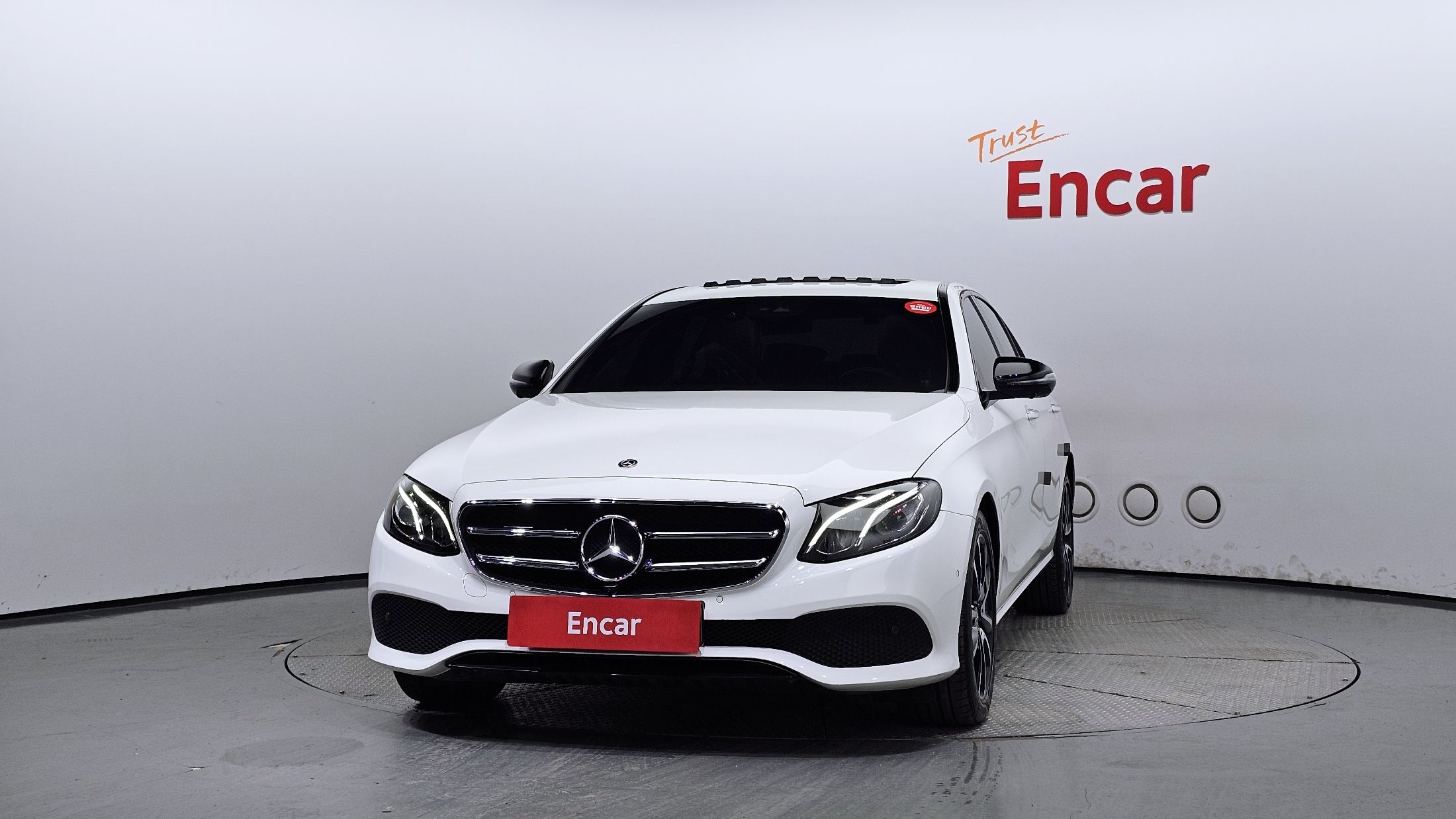 MERCEDES BENZ E-CLASS W213 2020
