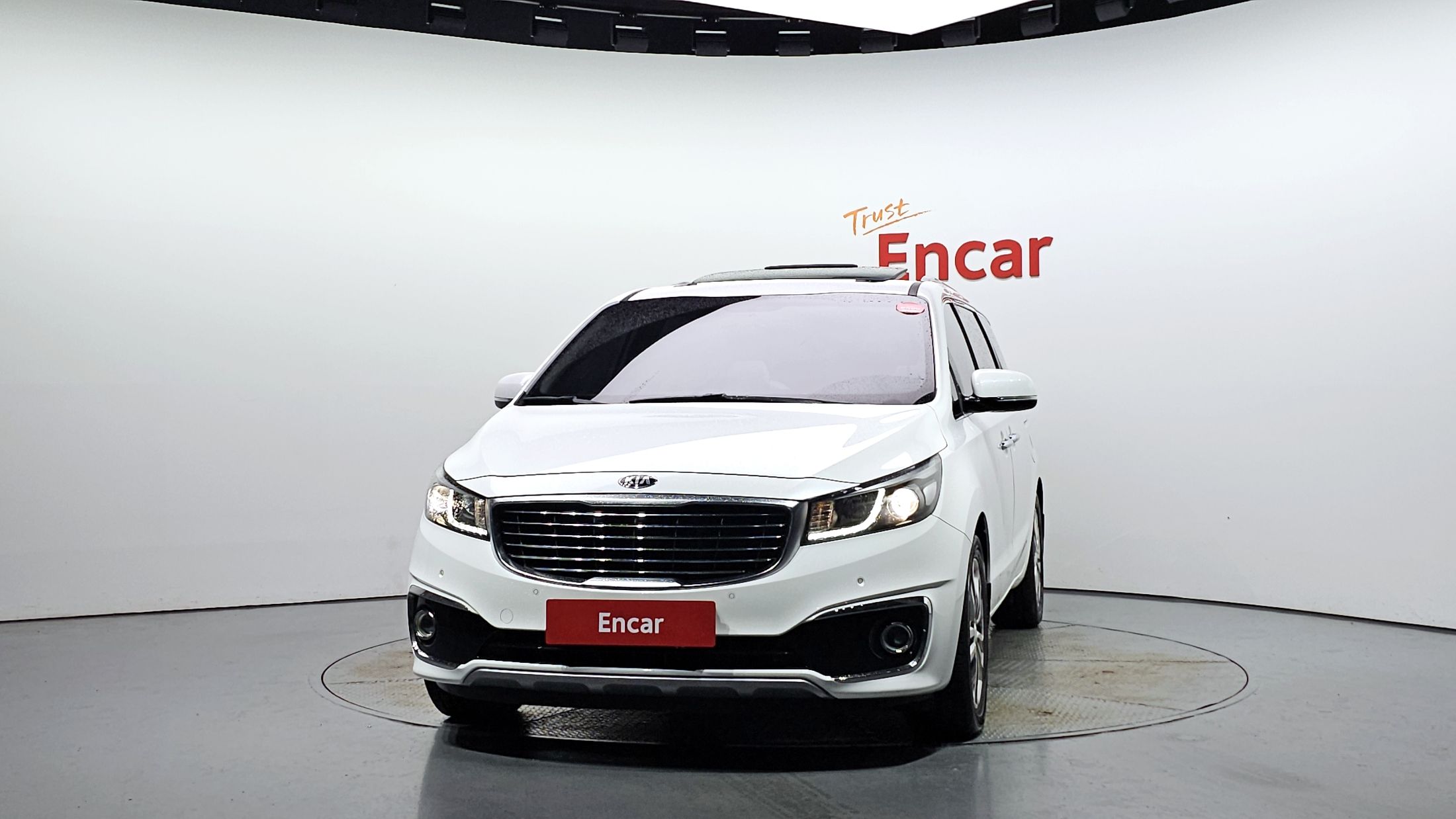 KIA CARNIVAL 2016