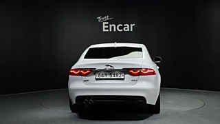 JAGUAR XF X260 2016