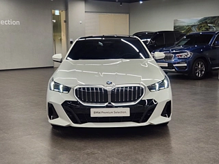 BMW 5-SERIES G60 2024