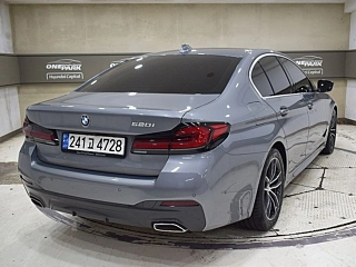 BMW 5-SERIES G30 2022