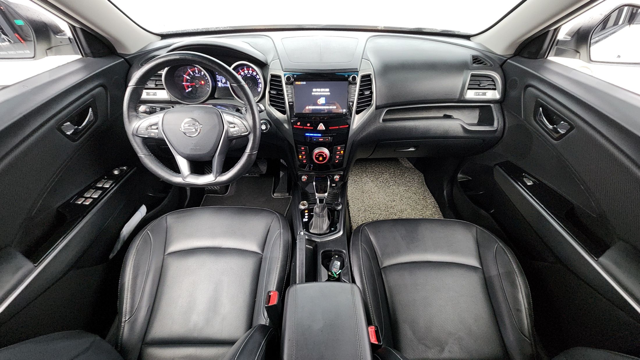 SSANGYONG TIVOLI ARMOR 2019