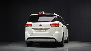 KIA CARNIVAL 2018