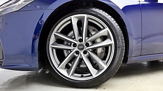 AUDI A7 4K 2020