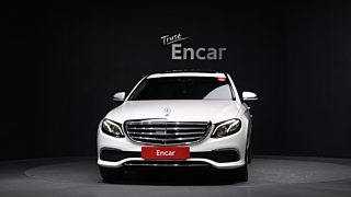 MERCEDES BENZ E-CLASS W213 2020