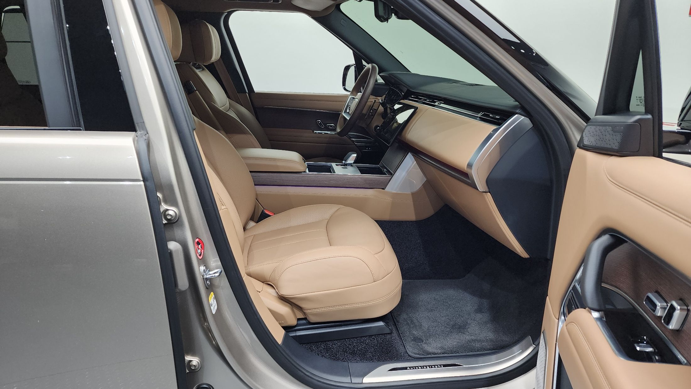 LAND ROVER RANGE ROVER 2025