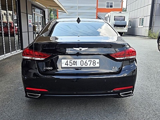 HYUNDAI GENESIS DH 2016
