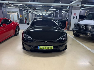 TESLA MODEL S  2023