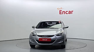 HYUNDAI AVANTE MD 2012