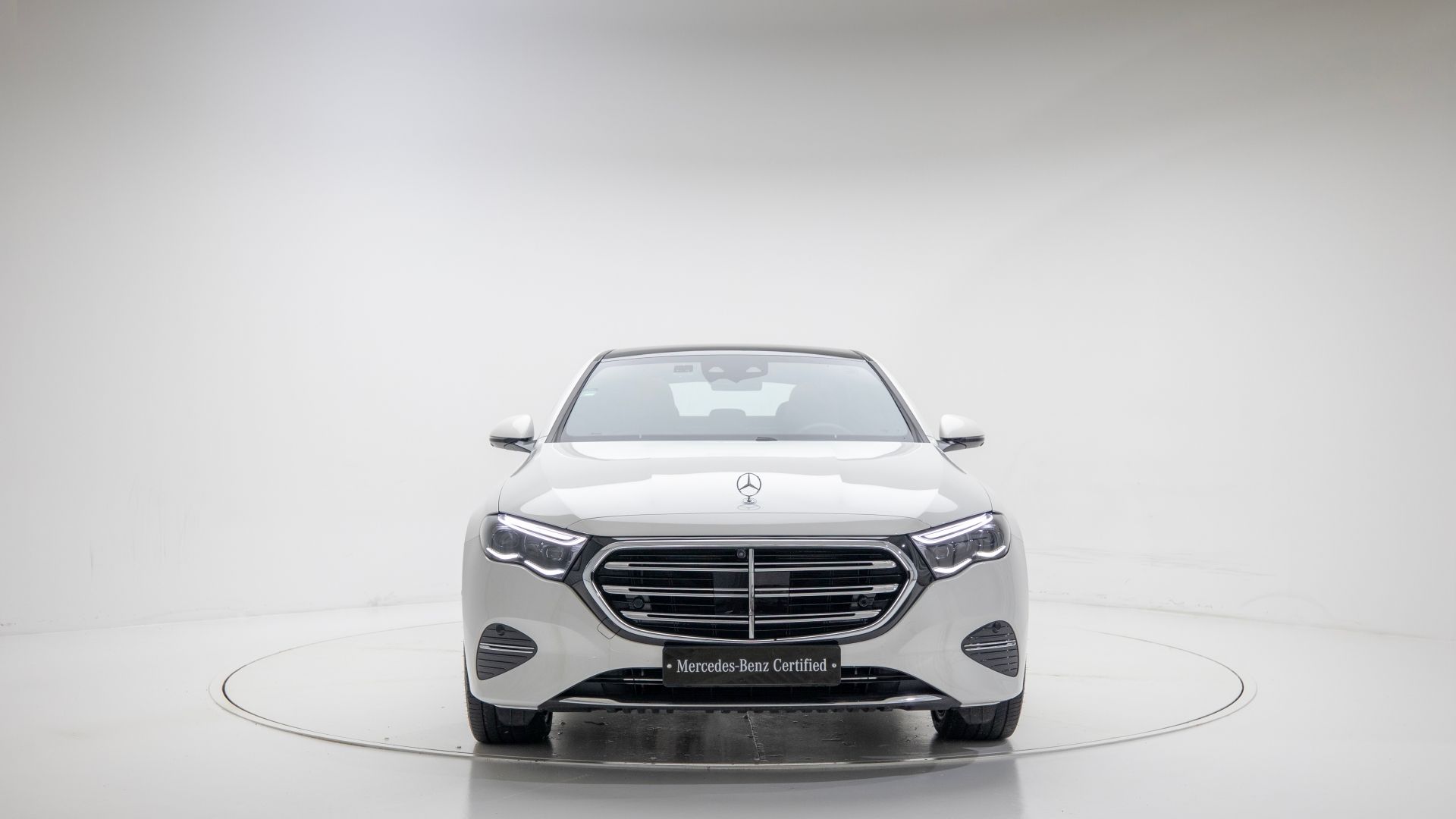 MERCEDES BENZ E-CLASS W214 2024