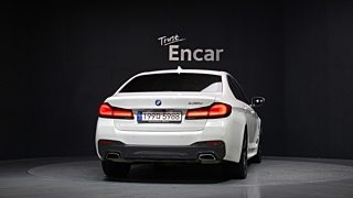 BMW 5-SERIES G30 2022