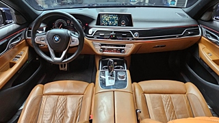 BMW 7-SERIES G11 2017