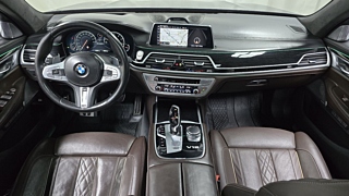 BMW 7-SERIES G11 2017