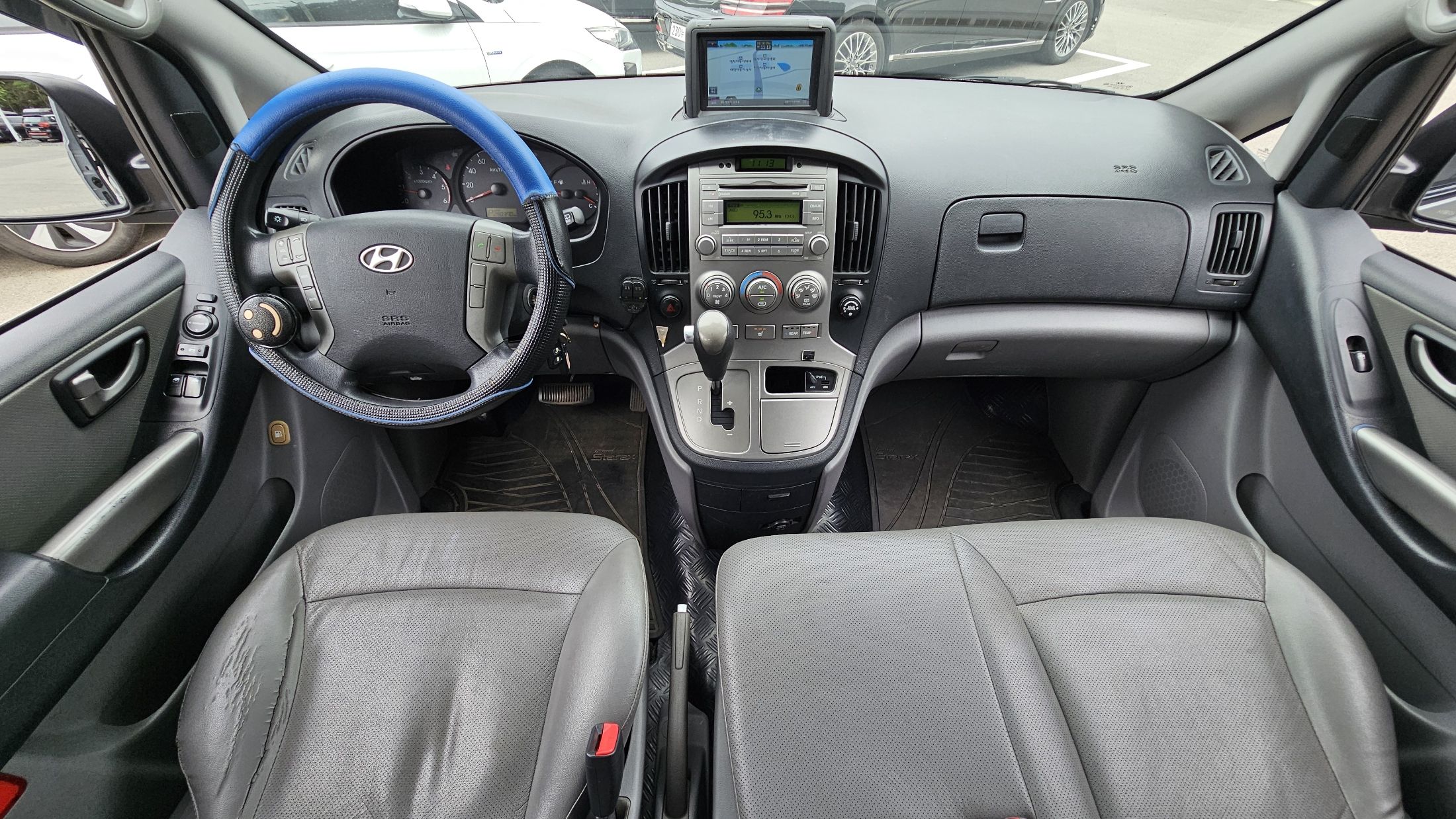 HYUNDAI STAREX GRAND 2014