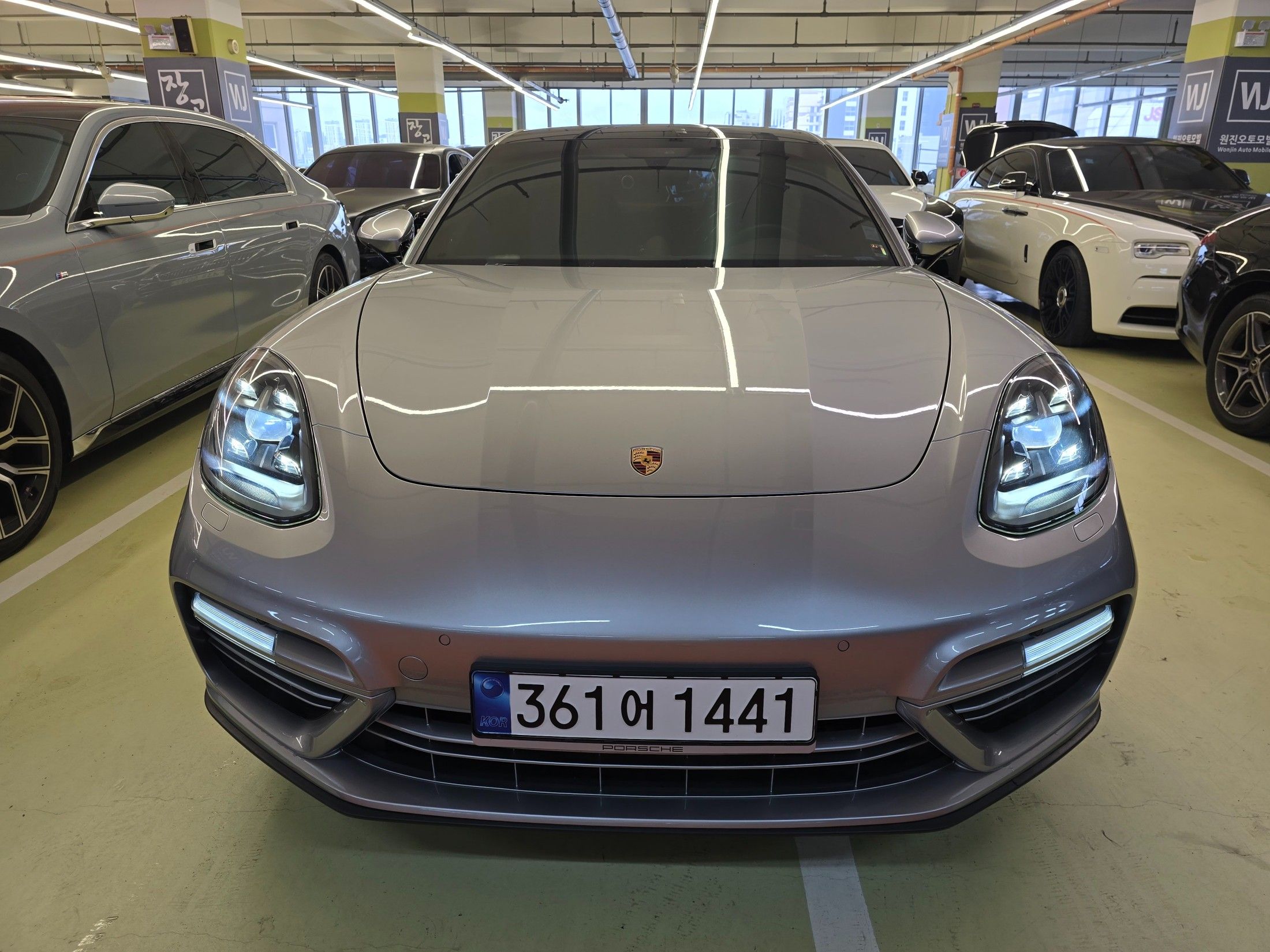 PORSCHE PANAMERA 971 2019