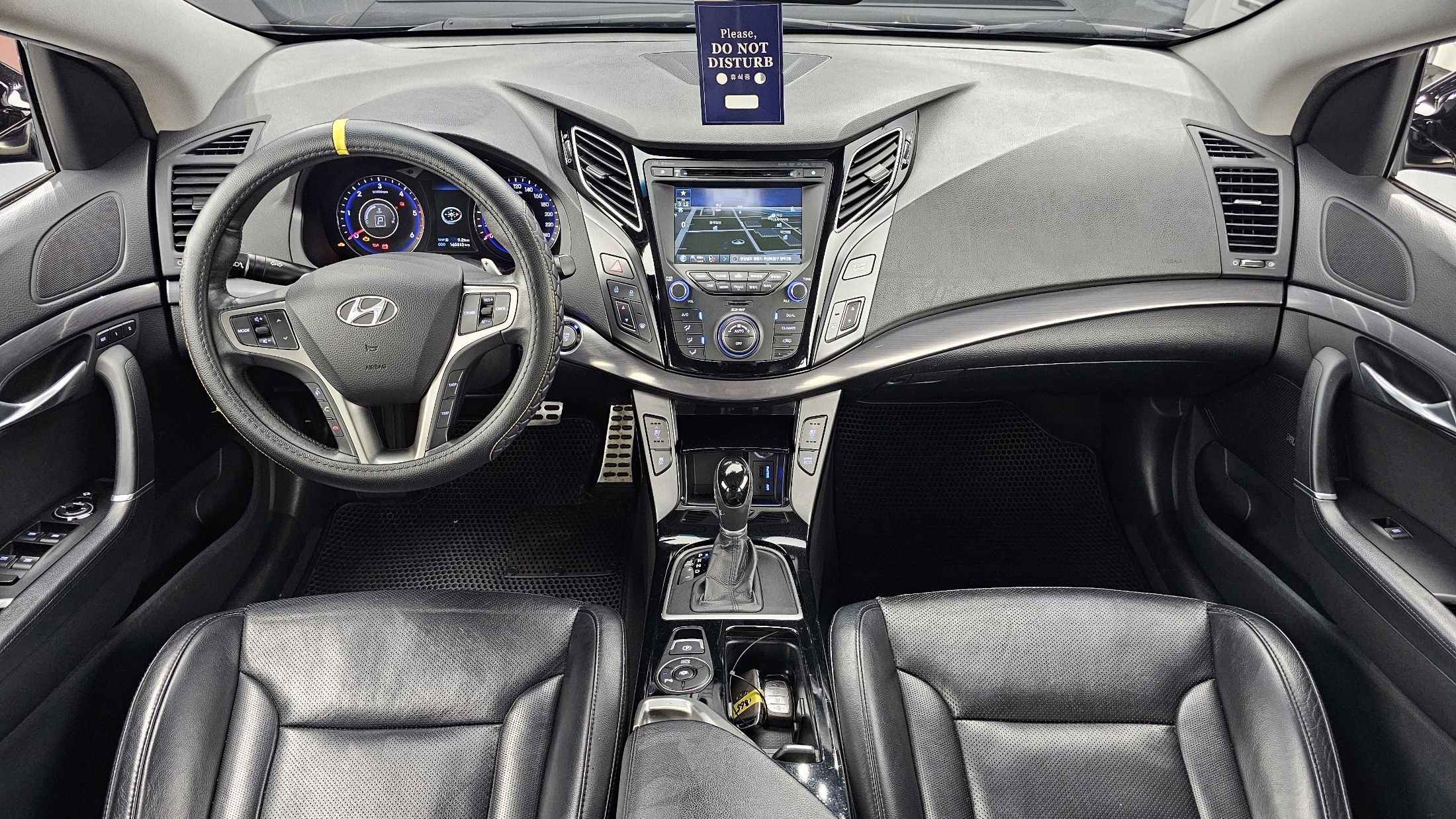 HYUNDAI I40 SALOON 2012