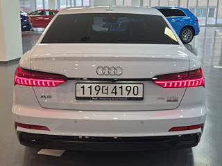 AUDI A6 C8  45 TFSI Quattro Premium 2024