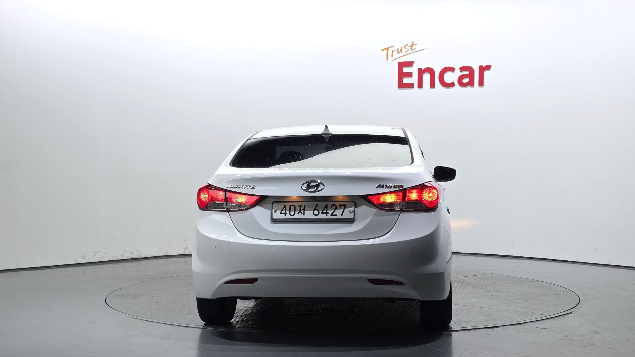 HYUNDAI AVANTE MD 2010