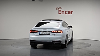 AUDI A5 F5 2022
