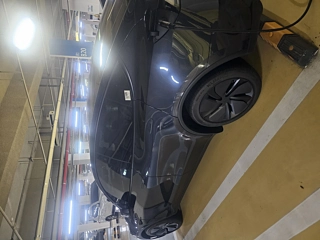 TESLA MODEL Y  2025
