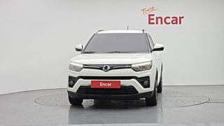 SSANGYONG TIVOLI VERY NEW 2020