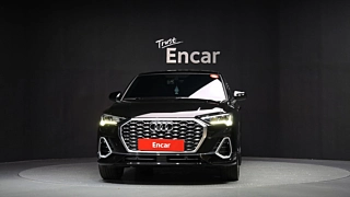 AUDI Q3 F3 2020