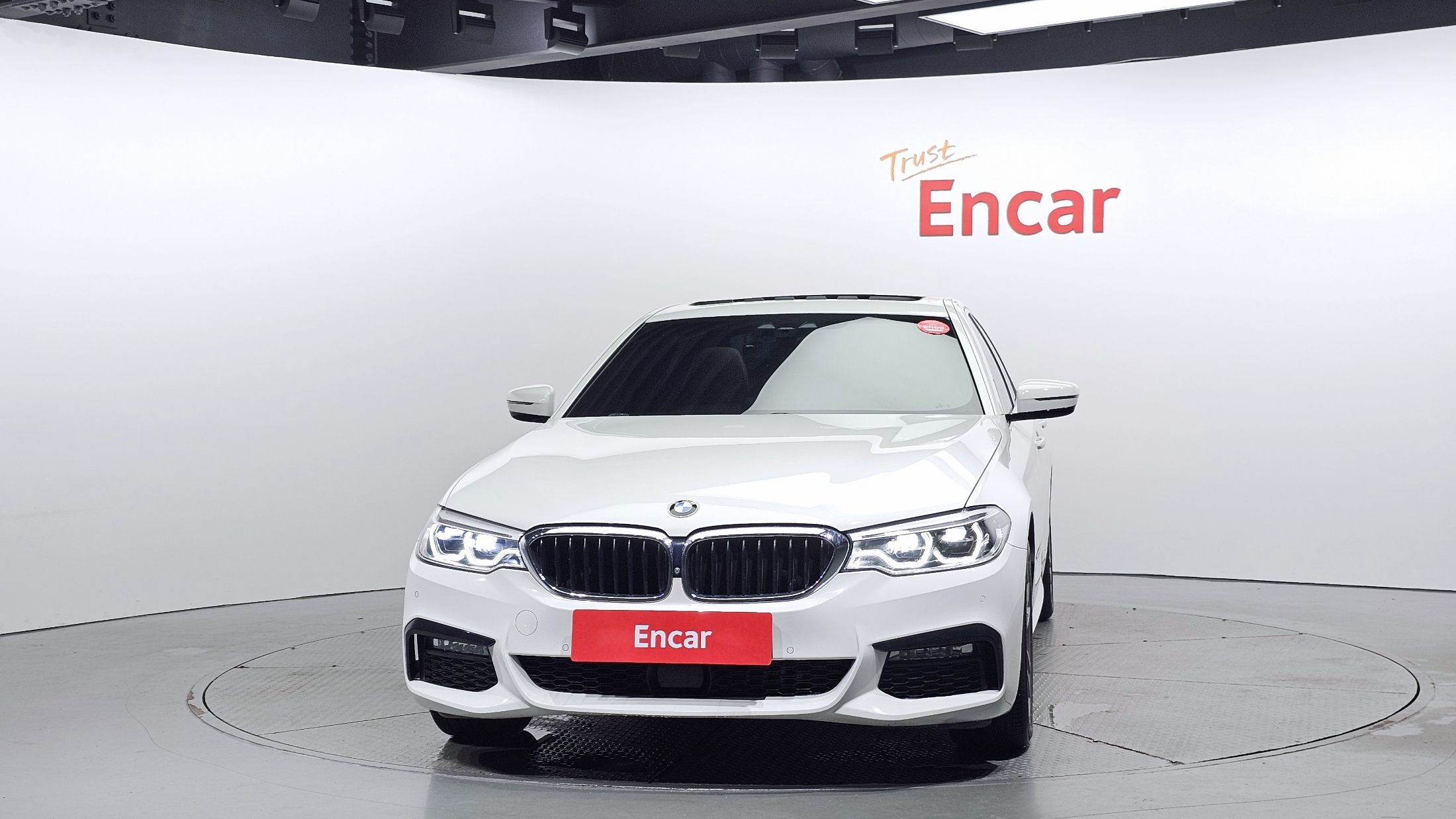 BMW 5-SERIES G30 2018