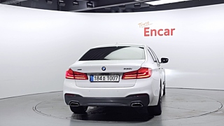 BMW 5-SERIES G30 2018