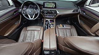 BMW 5-SERIES G30 2018