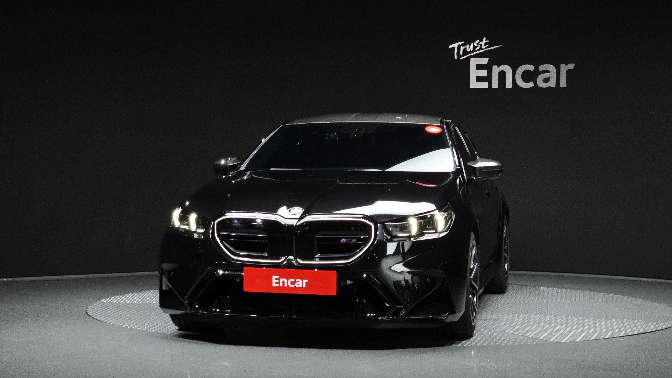 BMW M5 G90 2025