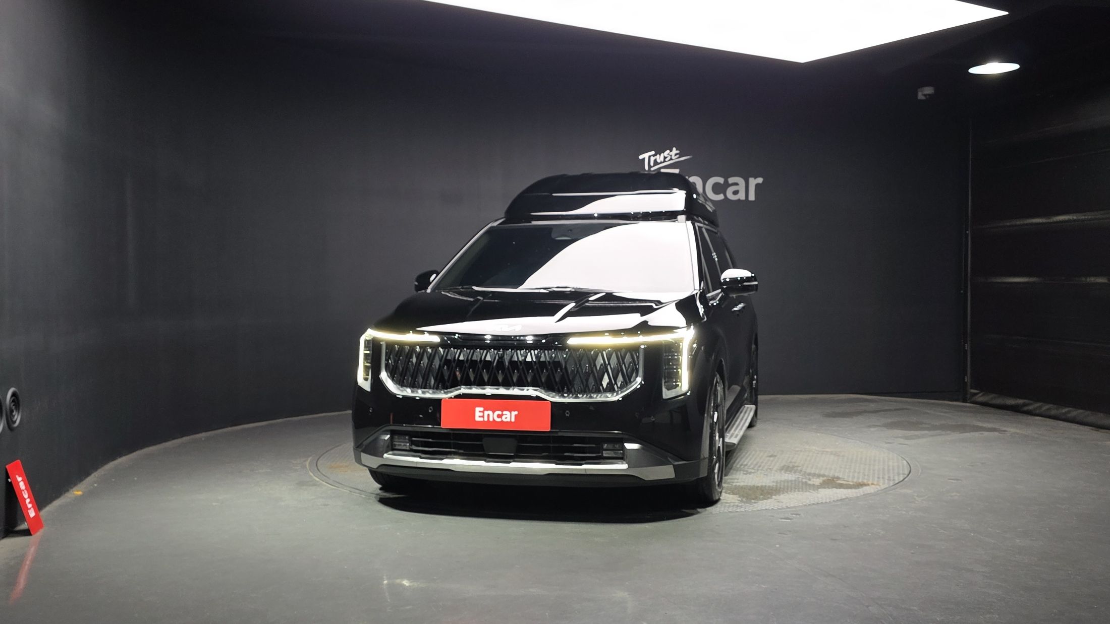 KIA CARNIVAL 2024