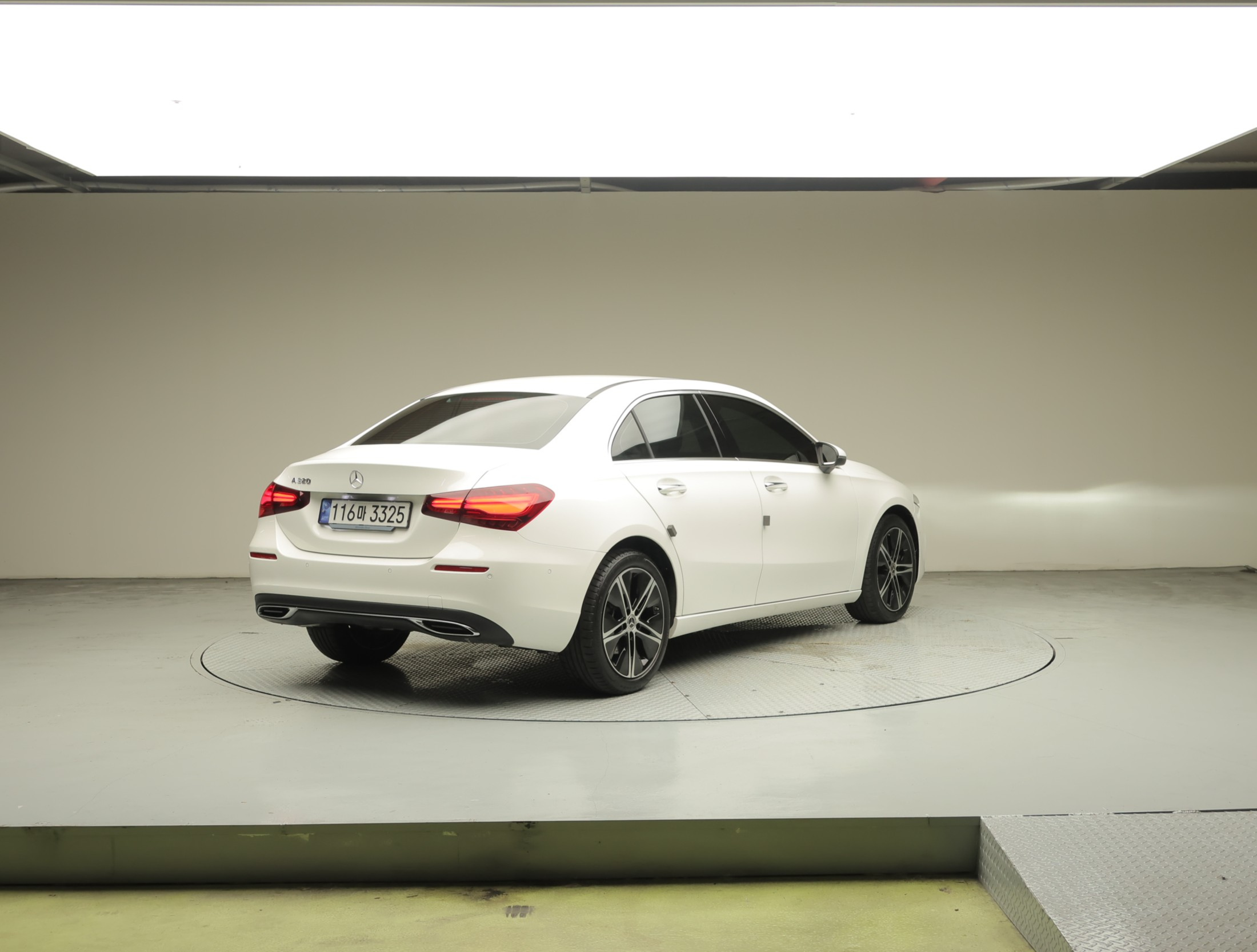 MERCEDES BENZ A-CLASS W177 2024