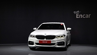 BMW 5-SERIES G30 2017