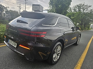 GENESIS GV70 2021