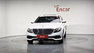 MERCEDES BENZ E-CLASS W213 2018