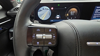 HYUNDAI GRANDEUR GN7 2023