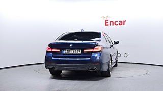 BMW 5-SERIES G30 2020