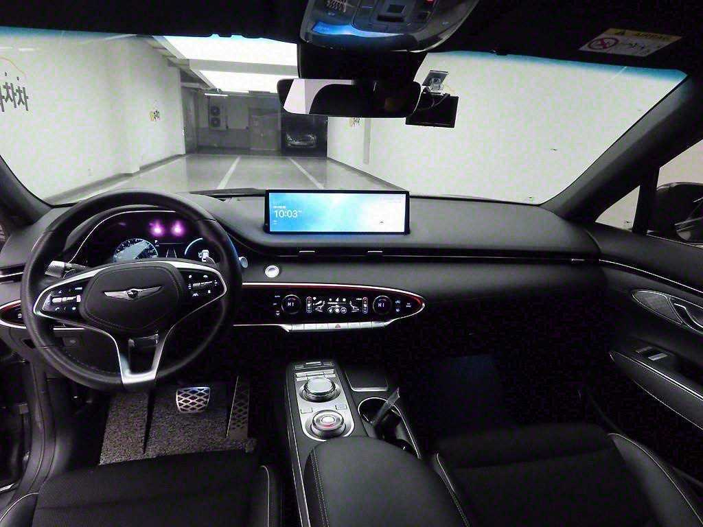 GENESIS GV70 2021