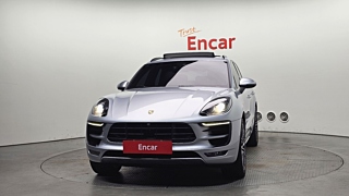 PORSCHE MACAN 2017