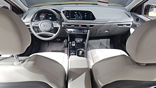HYUNDAI SONATA DN8 2019