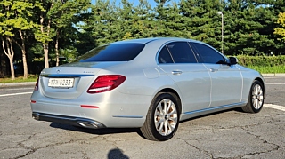 MERCEDES BENZ E-CLASS W213 2017
