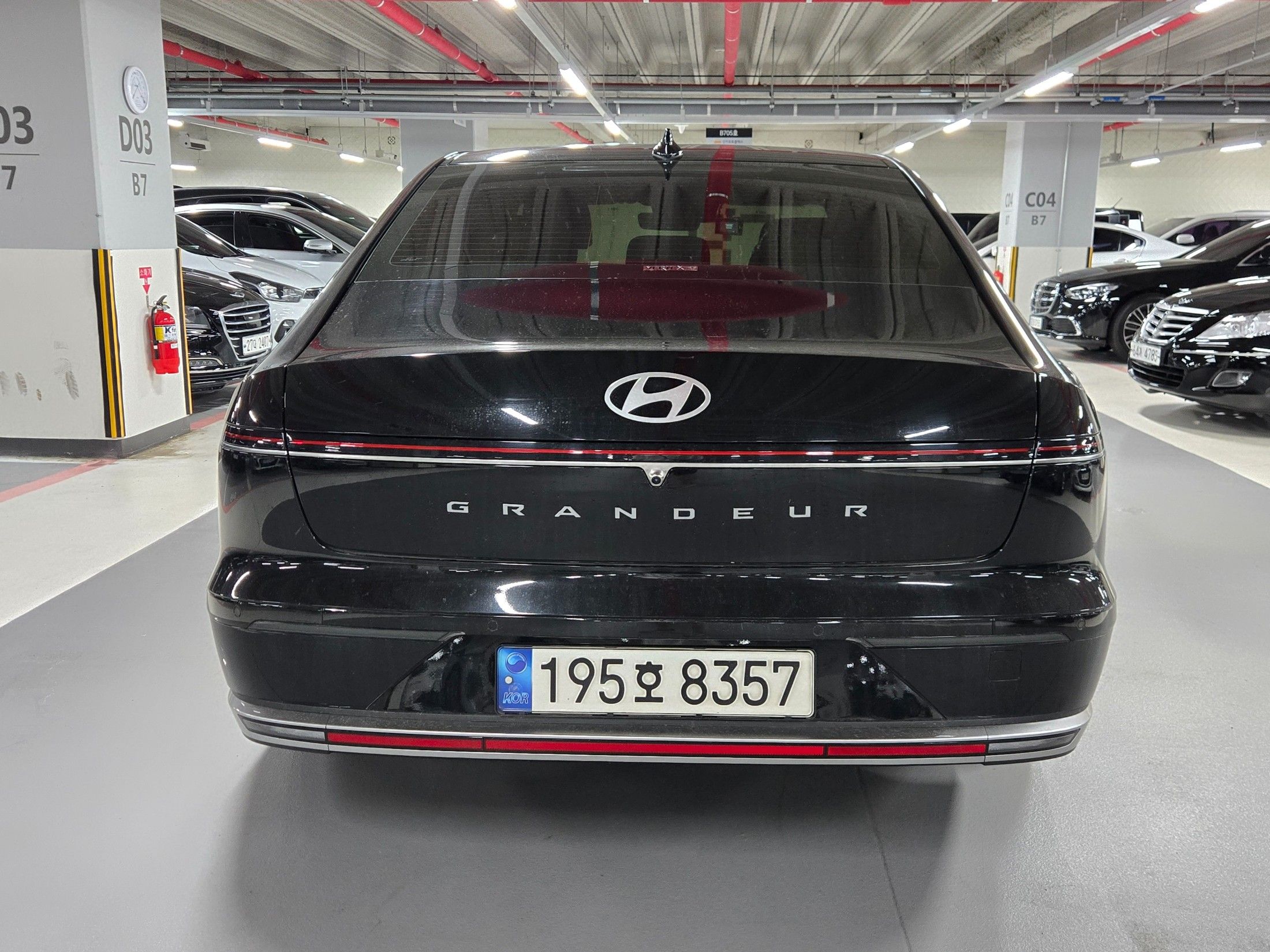 HYUNDAI GRANDEUR HYBRID GN7 2023