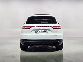PORSCHE CAYENNE PO536 2023