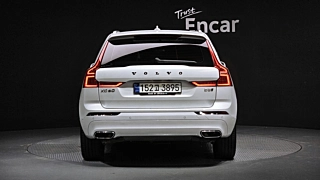 VOLVO XC60 2021
