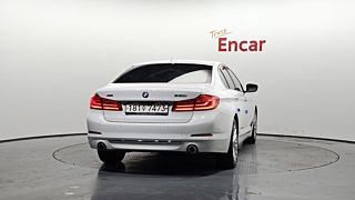 BMW 5-SERIES G30 2018