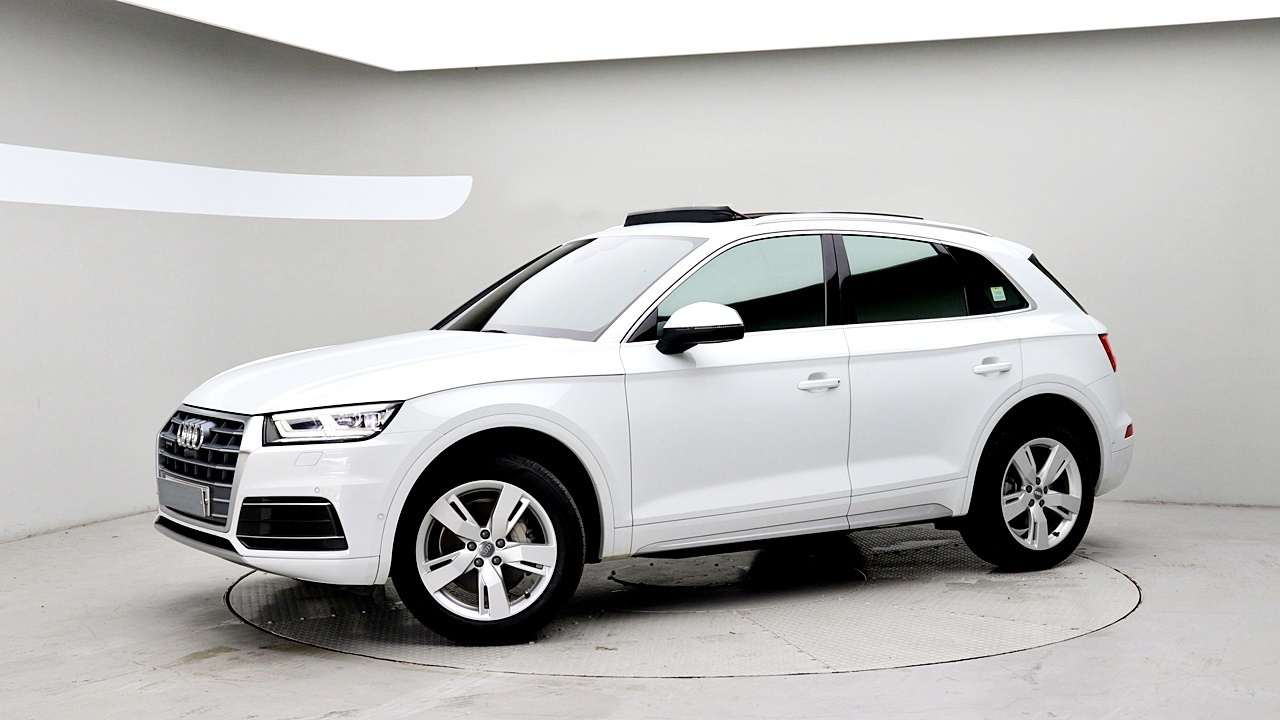 AUDI Q5 FY 2020