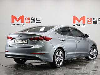 HYUNDAI AVANTE AD 2016