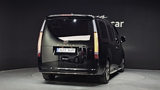HYUNDAI STARIA 2023